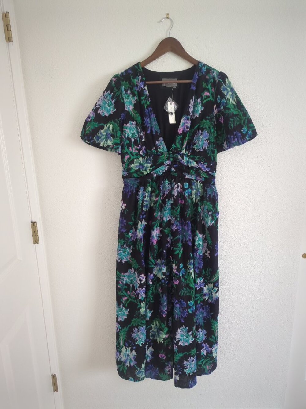 NWT Anthropologie Katerina Maxi Button Front Floral Dress Medium - Picture 4 of 16